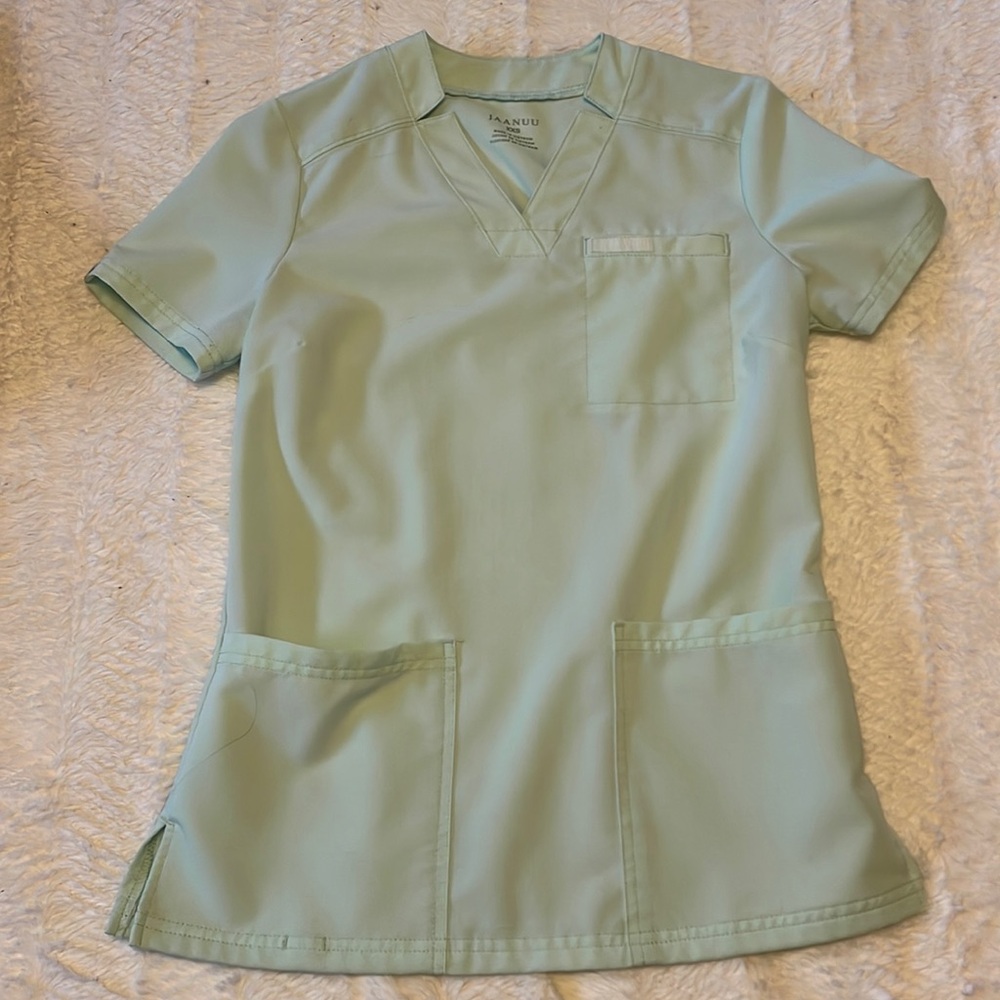 JAANUU SCRUB TOP SIZE XXS